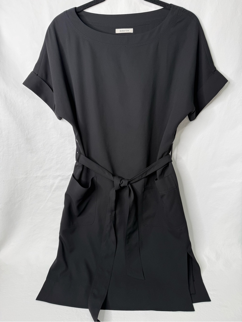Babaton Womens Black XS Short Sleeve Shift Dress Tie Waist Pockets Scoop Neck